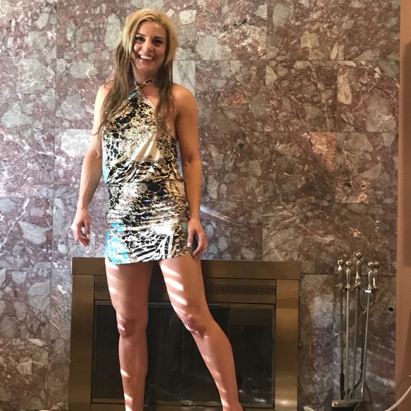 Party dress weekend final sale 💎💎💎 - Picture 4 of 8